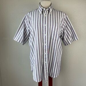 Vintage 90’s/2000’s Charles Foster Shoet Sleeve Button Down Shirt Size 16.5 EUC